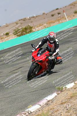 media/Oct-15-2022-TrackXperience (Sat) [[8f70b8b0be]]/Group 2/session 4 turn 1/